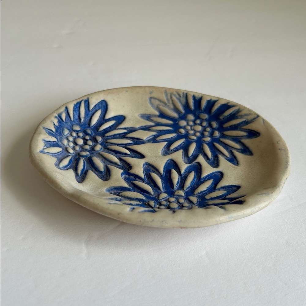 NEW Handmade Pottery Trinket Dish with Textured Floral Design - Picture 2 of 5